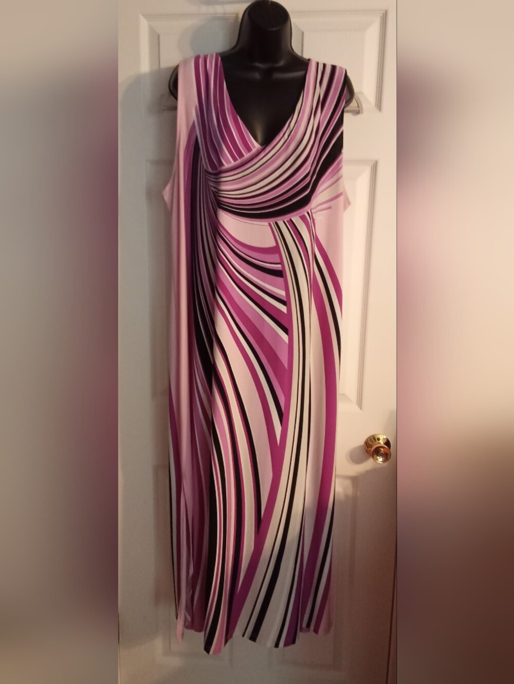 Avenue Sleeveless Pink/Purple Swirl Maxi Dress Plus Size 26/28